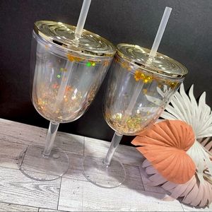 🍷Plastic wine glasses w/ lid&straw 🥂